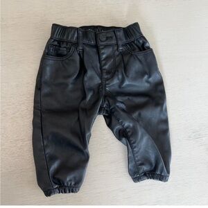 baby gap gender neutral faux leather pants 3-6 months
